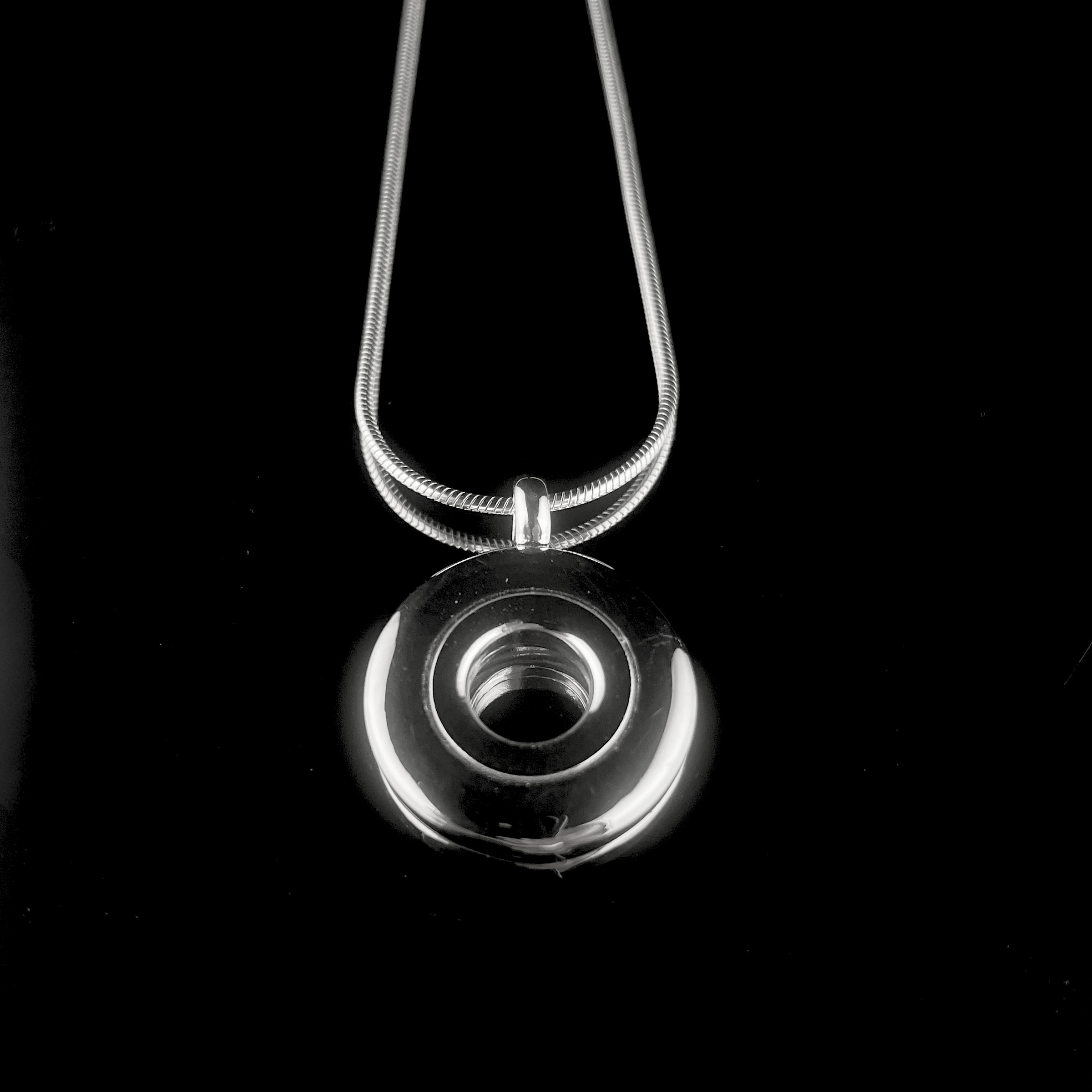 Necklace - Open Hole Pendant