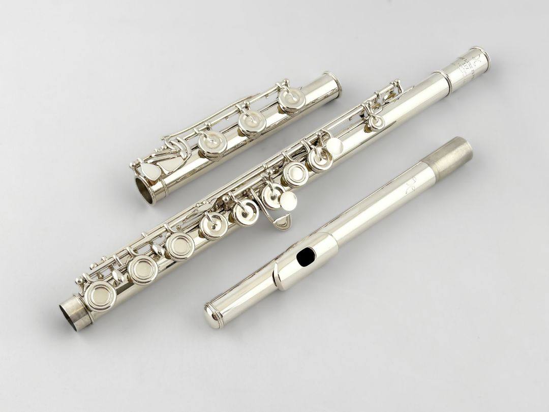Flute - John Lunn #117 (Pre-Owned)