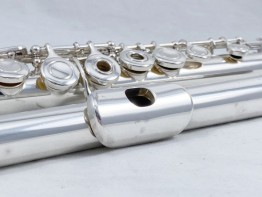 Flute - Yamaha 261 #526713P (Pre-Owned)
