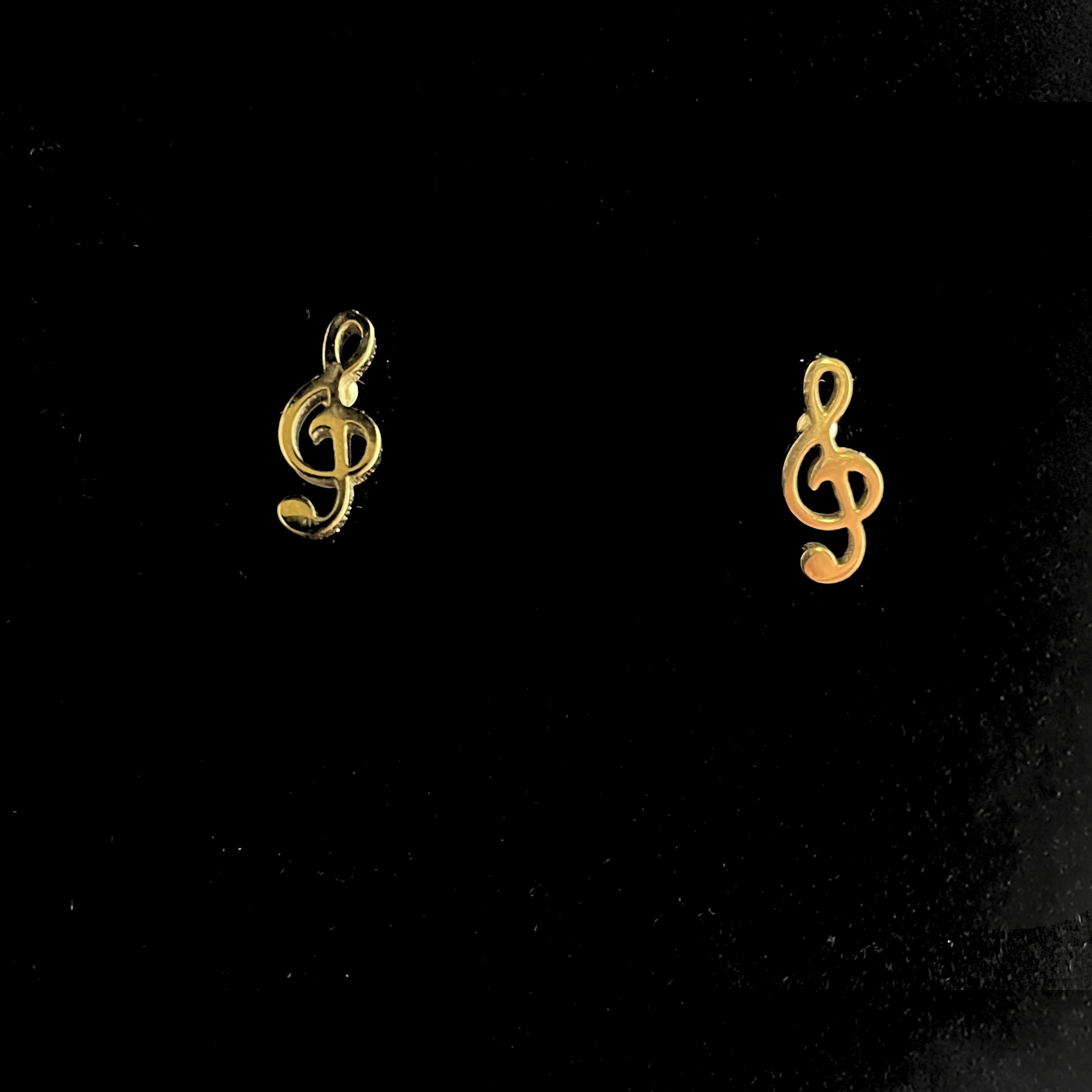 Earrings - Gold Treble Clef Studs