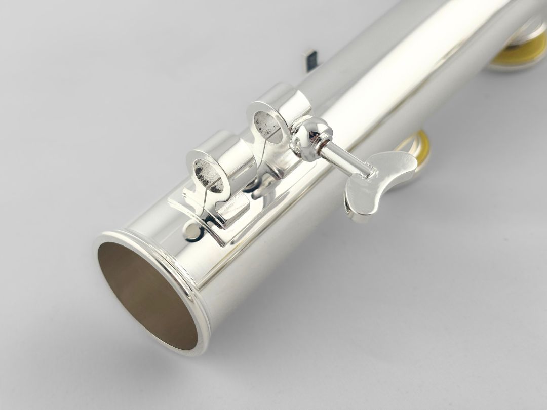 Di Zhao Bass Flute Vertical