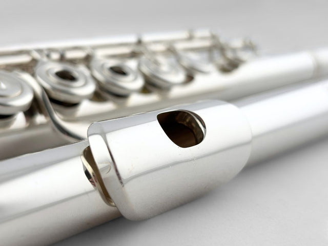 Flute - Yamaha 687HCT #054489 (Pre-Owned)