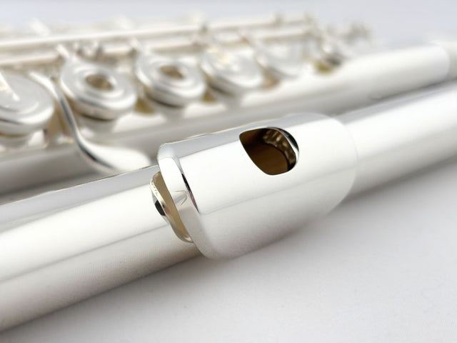 Flute - Yamaha 587HCT #058931 (Pre-Owned)