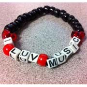 'I Luv Music' Beaded Bracelet