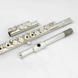 Flute - Yamaha 281 #667558P (Pre-Owned)